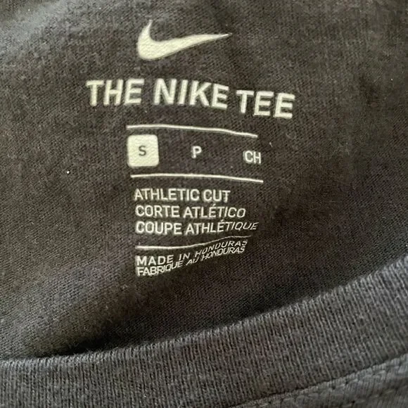 Nike Women’s Black “The Nike Tee” Size S - Picture 3 of 5